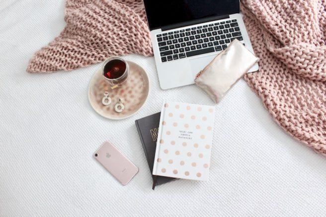 The Benefits of Journaling PLUS Journal Writing Tips &amp; Prompts